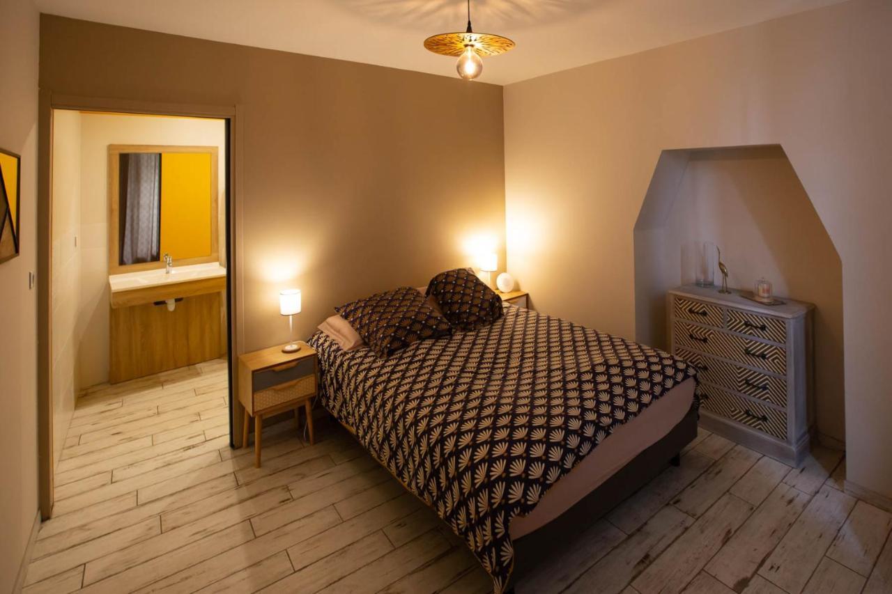 Au Bouchon Hotel Saint-Aigulin Ngoại thất bức ảnh