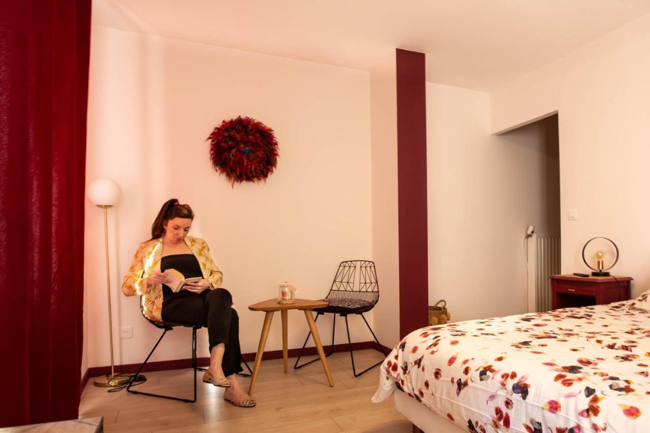Au Bouchon Hotel Saint-Aigulin Ngoại thất bức ảnh